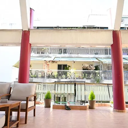 Stellina's Spot * Larissa